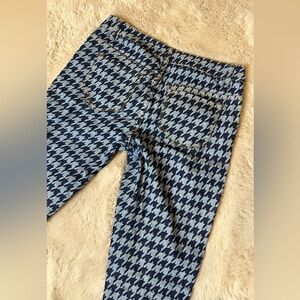 UK2LA houndstooth ladies skinny  jeans size 7
